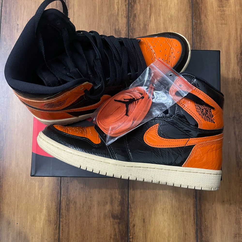 Air Jordan OG High “Shattered Backs” - Black and Orange